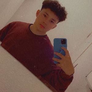 Meet your Posher, Herrera